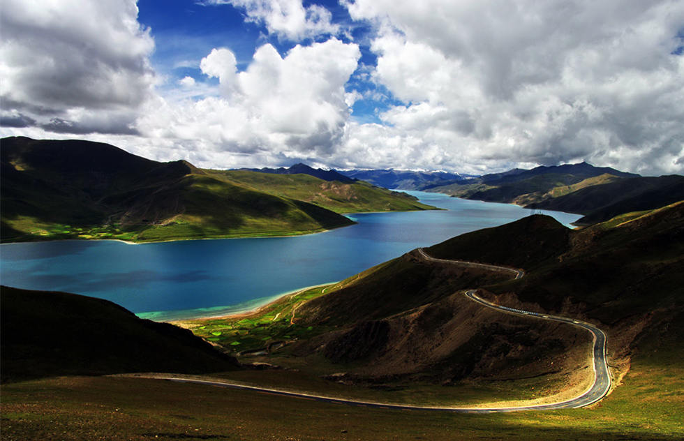 ����������