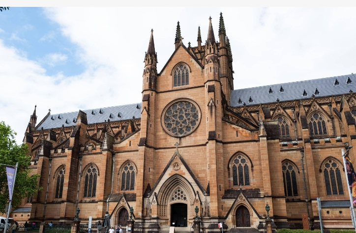 ʥ���������