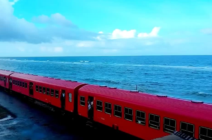 ����С��